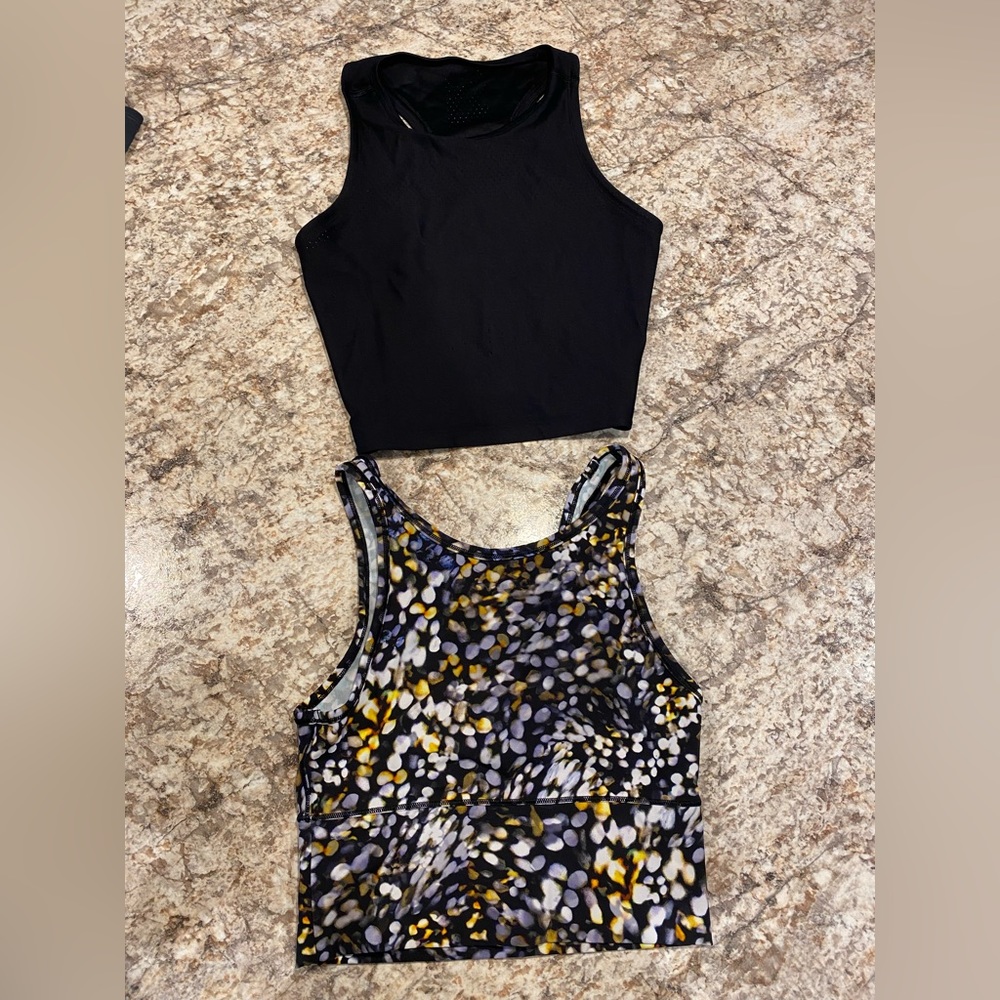 Set of 2 Lululemon Cropped Tanks - Size 6 (SenseKnit Running Tank & Power Pivot)